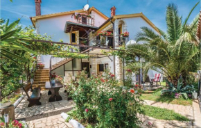 3 Bedroom Awesome Apartment In Medulin
